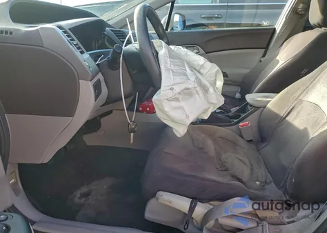 2012 Honda Civic Hf z USA, uszkodzony, nr VIN 2HGFB2F69CH580376